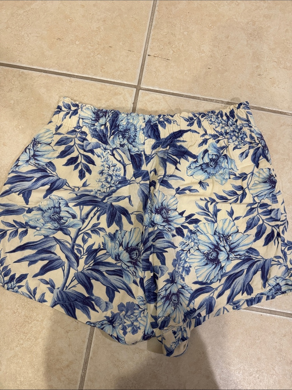 H&M Floral Elastic-Waist Women’s Shorts